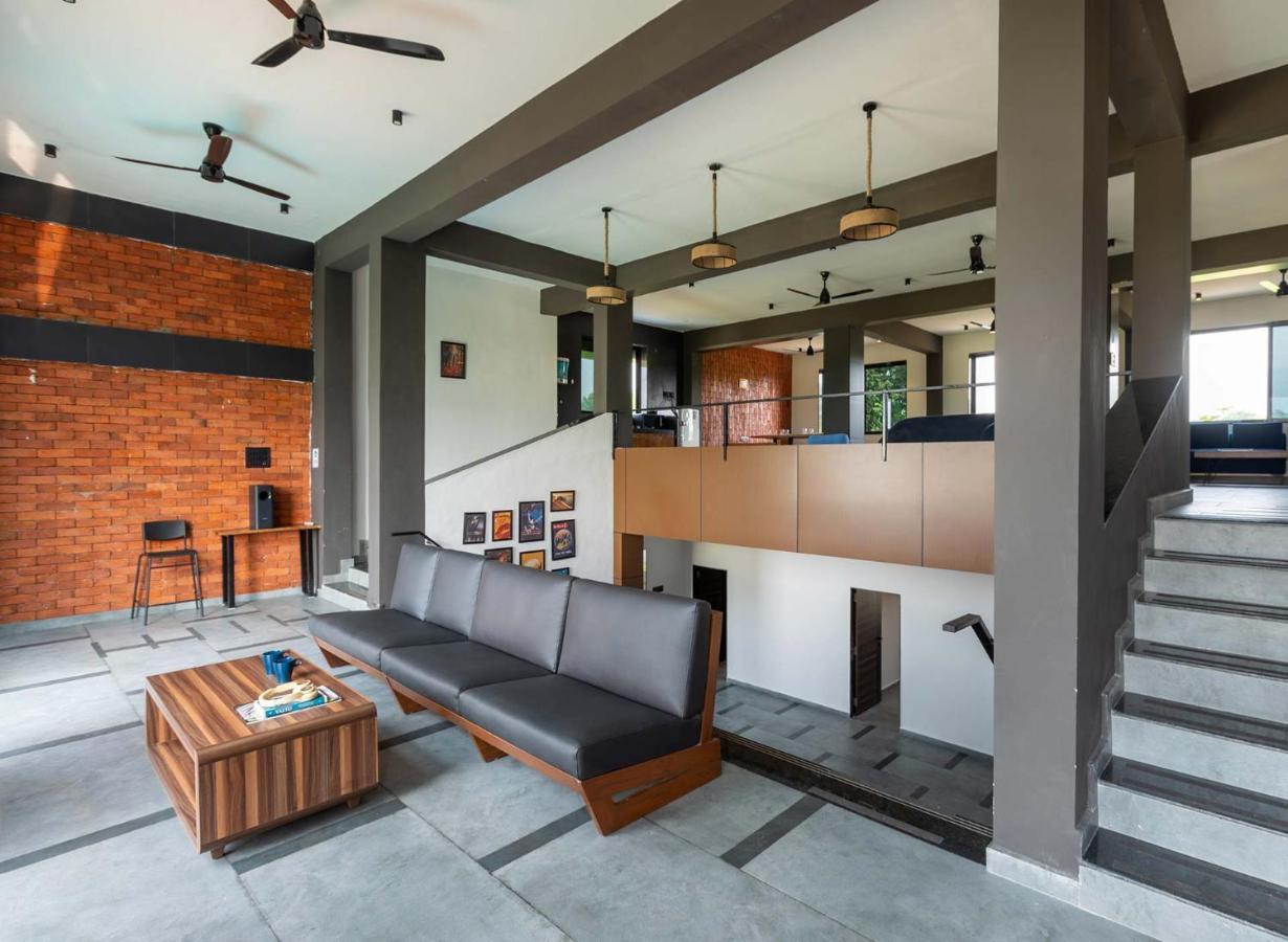 Two Villa By Stayvista With Infinity Pool, Farm & Mountain Views, Modern Interiors Карджат Екстер'єр фото